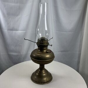 Antique Brass Rayo Kerosene Lamb With Hurricane & Globe Holder